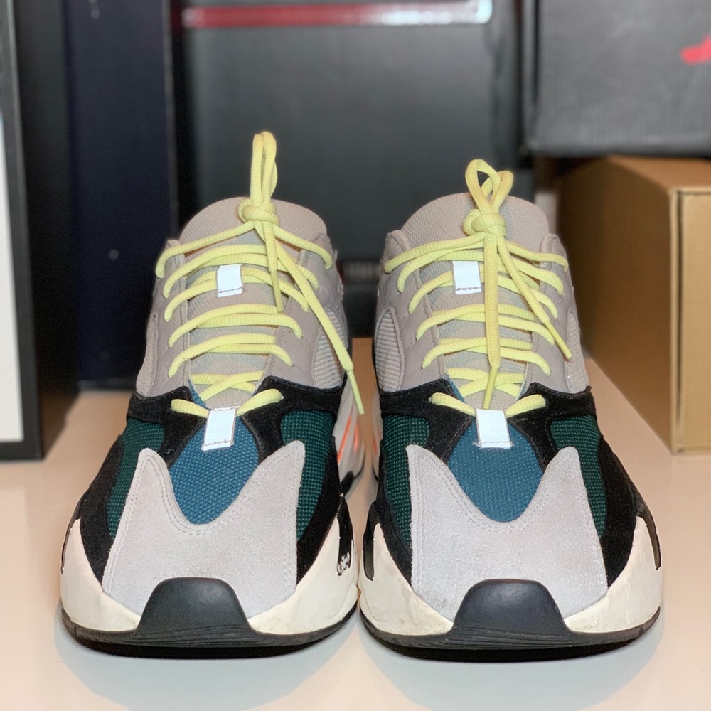 Yeezy Boost 700